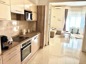 Fridge, microwave, oven, dishwasher