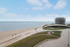 Apartment | View from property - Apartment by the sea in Middelkerke (Middelkerke)