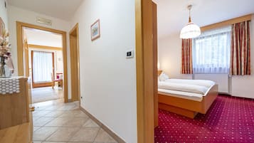 1 bedroom, free WiFi, bed sheets