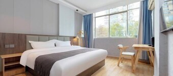 Park Yushanju Hotel (Yichun Runda International Branch)