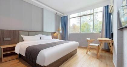Park Yushanju Hotel (Yichun Runda International Branch)