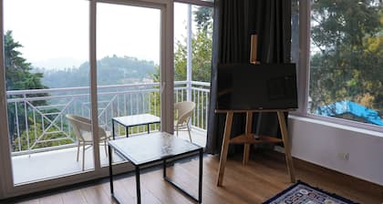 The Glass House Gethia