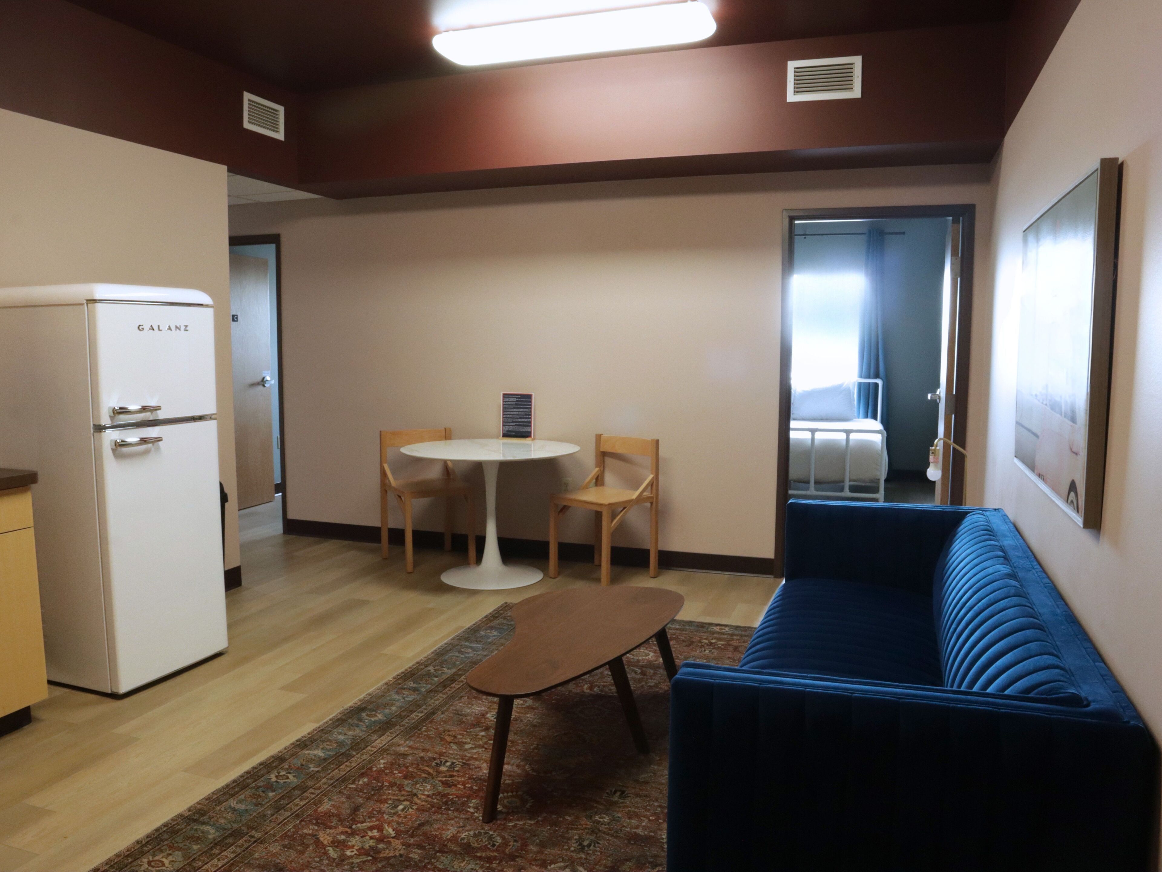WiFi (free), individually furnished, bed sheets