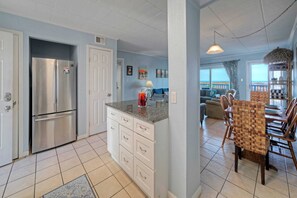 House (3 Bedrooms) | Interior - Beachfront Condo w/ Ocean View, 2 Pools, Boardwalk to the Beach Island Getaway (Port Aransas)