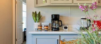 Rural Home on Farm, Firepit, 40 min to Dells