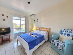 Estudi, cuina | Wifi gratuïta 