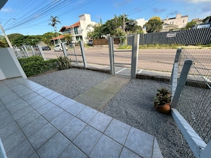 Appartement, 2 chambres, rez-de-chaussée | Terrasse/Patio