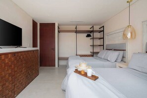 2 عدّة غرف نوم ومكواة/لوح كي وواي فاي وملاءات أسرّة