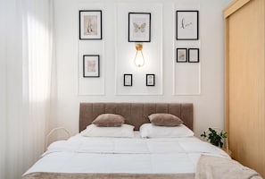 2 bedrooms, soundproofing, iron/ironing board, free WiFi