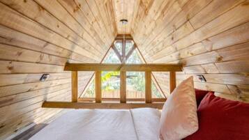 Romantic Chalet, 1 Queen Bed with Sofa bed, Jetted Tub, Courtyard Area | 1 bedroom, down comforters, Select Comfort beds, individually decorated