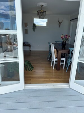 Dining - Accessible Ohope Beach Country Cottage (Wainui)