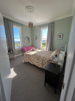 3 Schlafzimmer, Bügeleisen/Bügelbrett, kostenloses WLAN, Bettwäsche