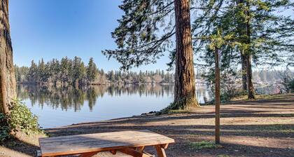 3 Mi to Lake Wilderness: Charming Family Home!