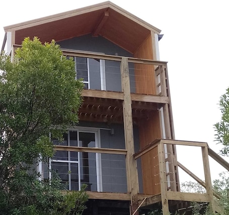 Exterior. Gardenia: Your Sanctuary in the Sierras, Where nature embraces you.