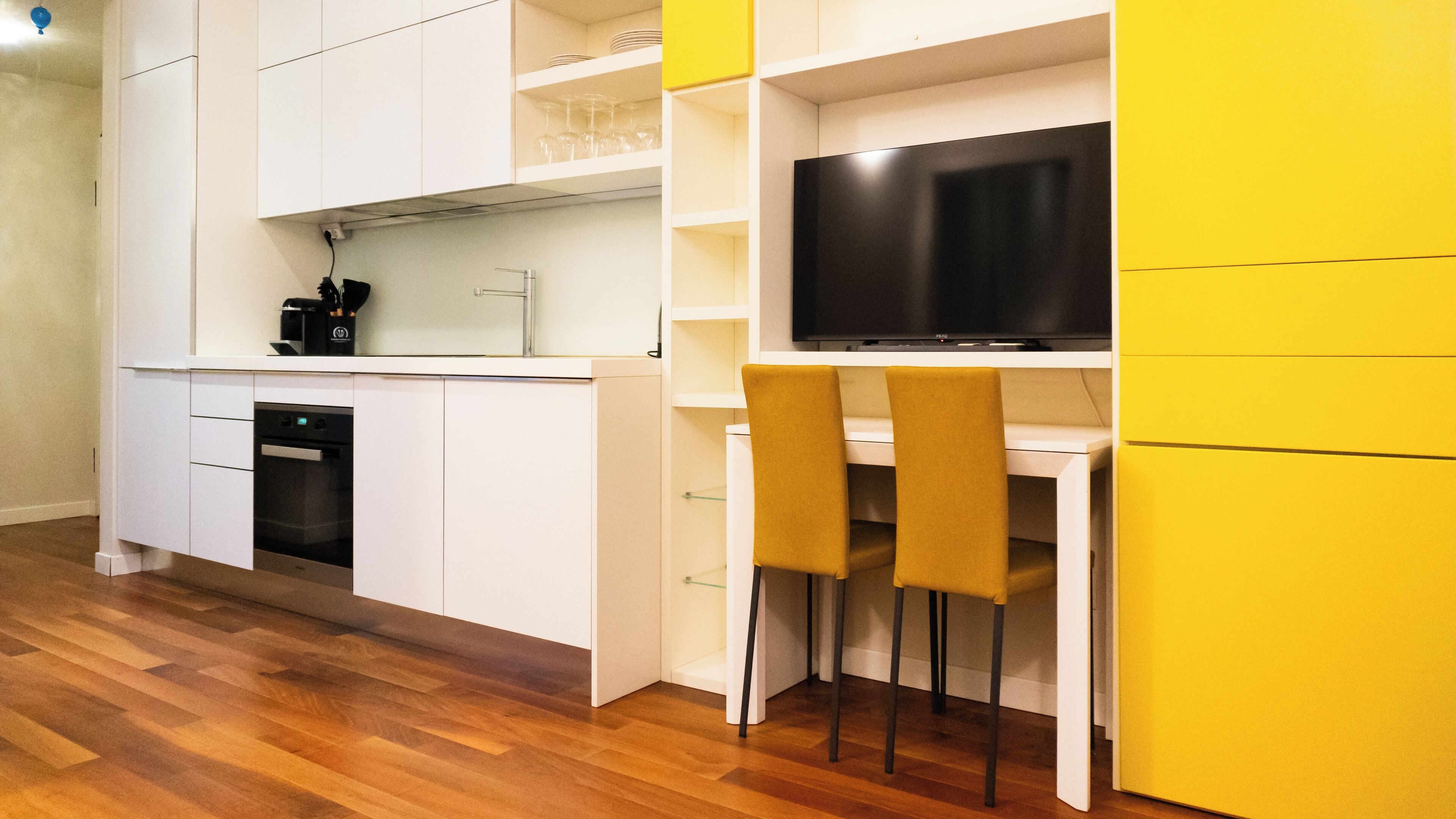 Kühlschrank, Ofen, Herdplatte, Geschirrspüler