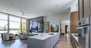 Fridge, dishwasher