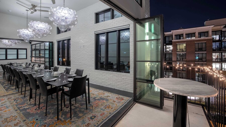 121 Hotel Floor 1 Buyout by Avantstay Entire First Floor Buyout of 121 Hotel! Sleeps 16