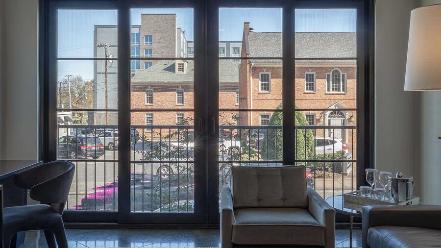 121 Hotel Floor 1 Buyout by Avantstay Entire First Floor Buyout of 121 Hotel! Sleeps 16