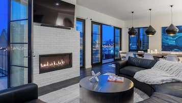 Studio (6 Bedrooms) | Sisätilat