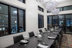 Studio (1 Bedroom) | Interior - 121 Hotel Buyout by Avantstay Buyout of 121 Hotel w/ Living Areas & Meeting Room! Sleeps 58 (Nashville)