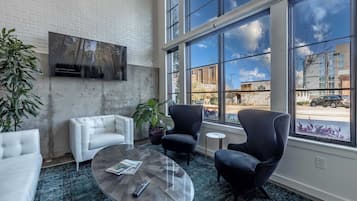 Studio (1 Bedroom) | Interior