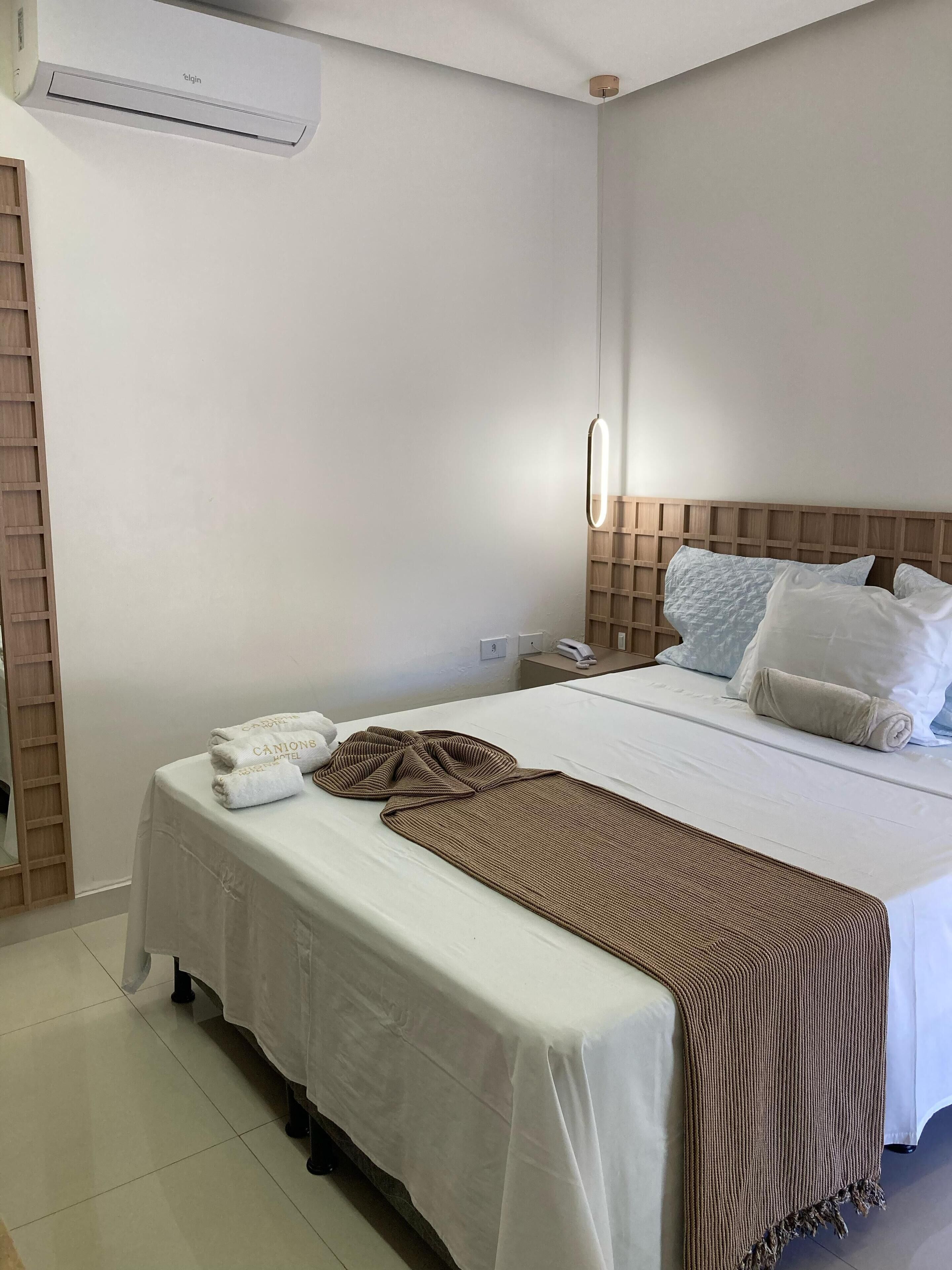 Quarto casal luxo | Wi-Fi de cortesia