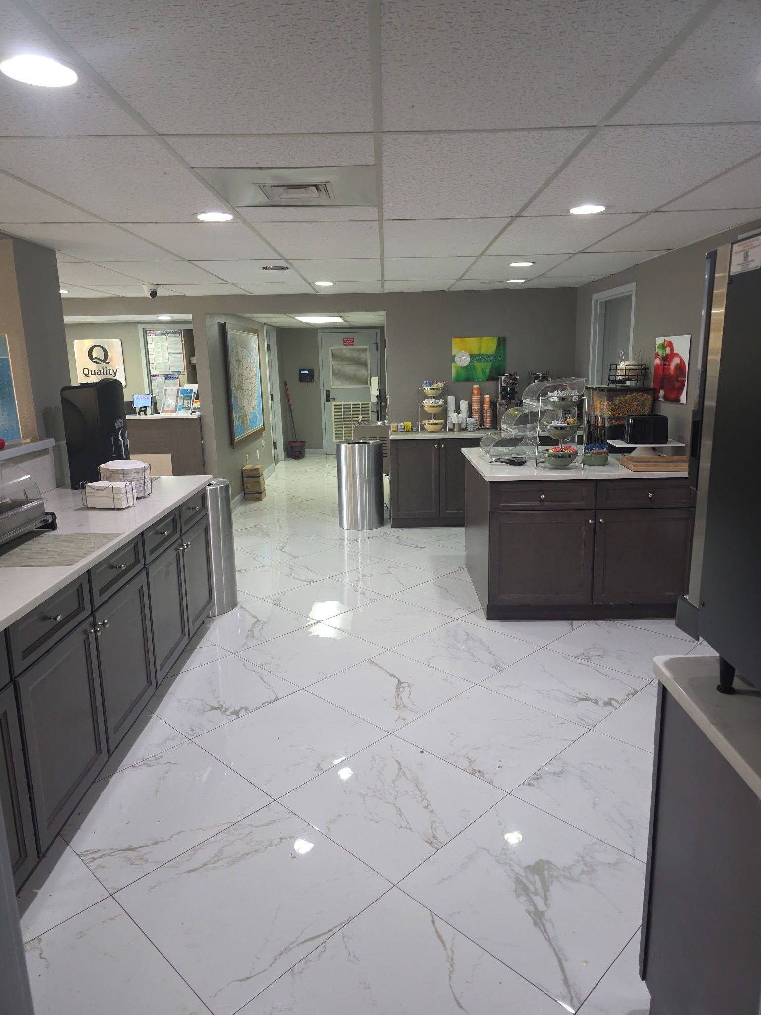 包含每日自助早餐