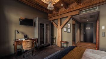 Superior Double Room, City View