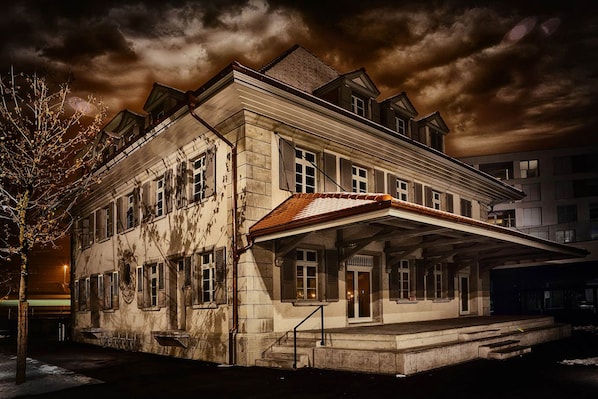 Overnatningsstedets facade