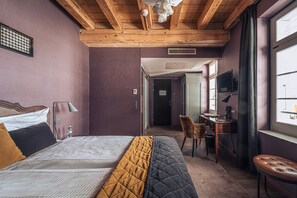 Classic Double Room, City View | Desk, laptop workspace, rollaway beds, free WiFi