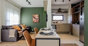 Apartment, 1 Bedroom (with Sofabed) (40 m) | Living room - Charlie Bothanic Campo Belo  (São Paulo)