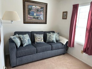 TV - Three Bedroom Waterfront Beach House in Oceanside Village (Surfside Beach)