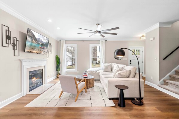 TV - Spacious 3BR with King Beds & Personal TVs in Raleigh! (Raleigh)