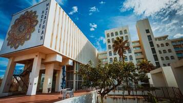 Facciata della struttura