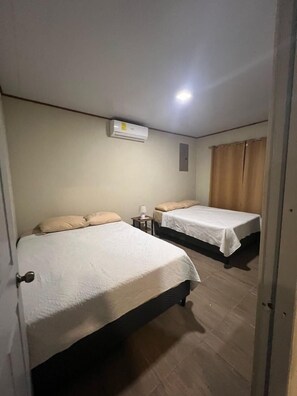 3 bedrooms, WiFi, bed sheets