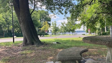 Enceinte de lâhĂ©bergement