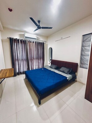 2 chambres, bureau, fer et planche à repasser, Wi-Fi gratuit