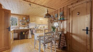 House | 2 bedrooms