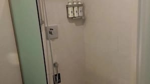 Unclassified image, 4 of 117, button - Lavande Hotel (Beijing)