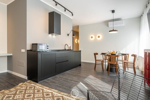Saint Margaret Apartments - Olivia