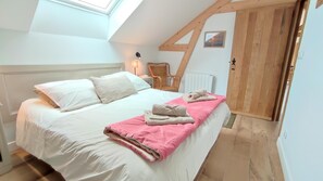 2 Schlafzimmer, Reisekinderbett, kostenloses WLAN