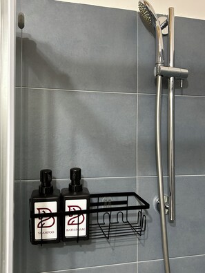 Shower, eco-friendly toiletries, hair dryer, bidet