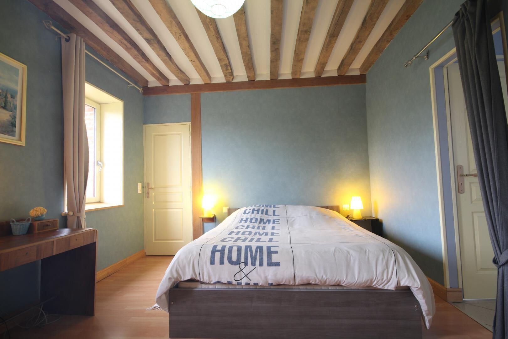 4 bedrooms, travel crib, WiFi (free)
