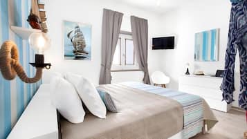 Iron/ironing board, free WiFi, bed sheets