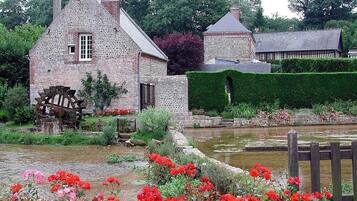 Enceinte de lâhĂ©bergement