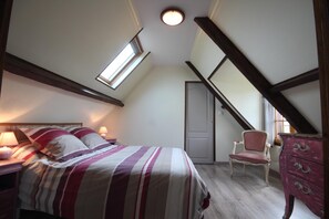 2 Schlafzimmer, Reisekinderbett, kostenloses WLAN