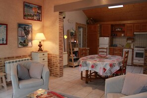 Interior - Gîtes de France® - Auleclairlogis (ETAINHUS)