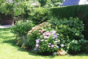 Property grounds - Gîtes de France® - La Chaumière (OCTEVILLE SUR MER)