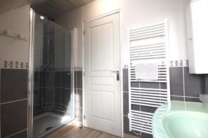 Shower - Gîtes de France® - Le Rouage (ST LEGER AUX BOIS)