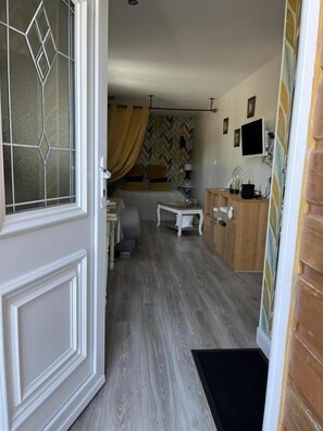 Reiseseng for barn og wi-fi (inkludert)